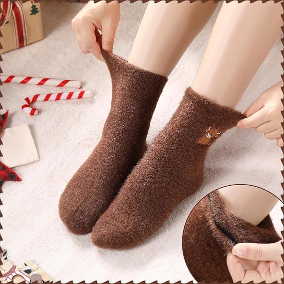 🔥Women's Cute Warm Highland Cow Embroidered Plush Socks